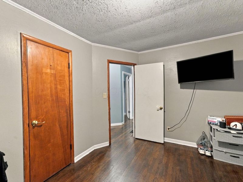 1572 Myrtle Avenue , Columbus, OH 43211 Photo 14