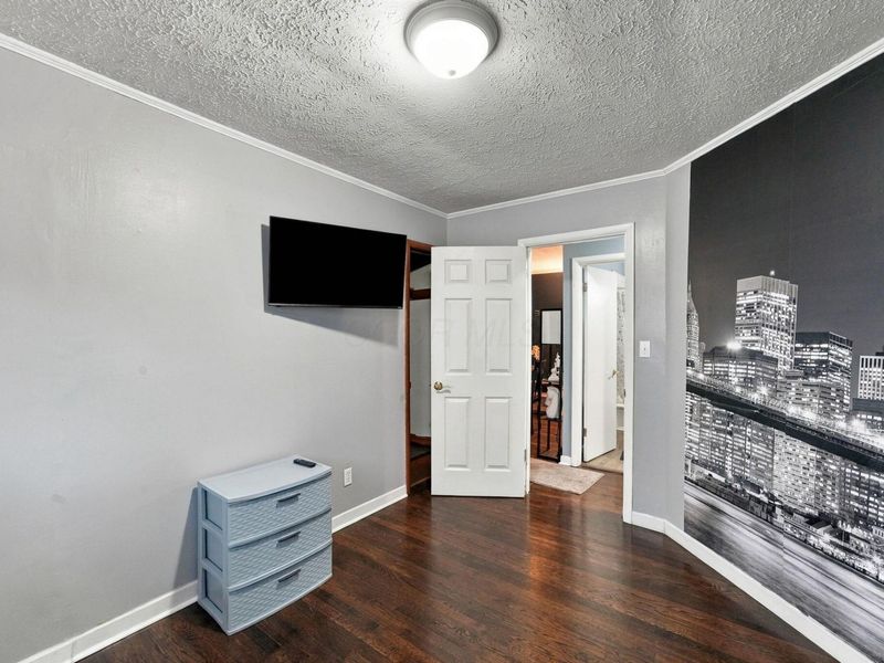 1572 Myrtle Avenue , Columbus, OH 43211 Photo 16