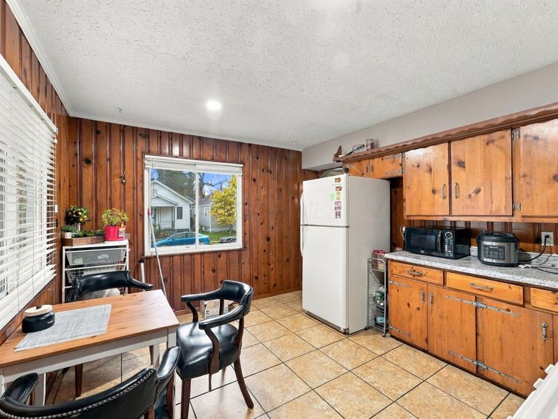 1572 Myrtle Avenue , Columbus, OH 43211 Photo 8
