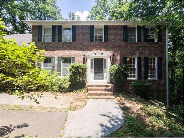 965 Millbrook Court , Tucker, GA 30084