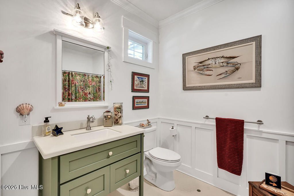 506 Quarter Master Drive Photo 12