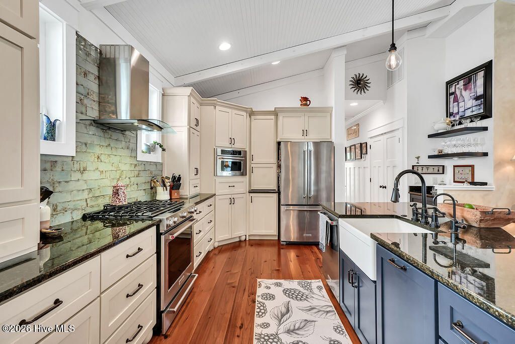 506 Quarter Master Drive Photo 21