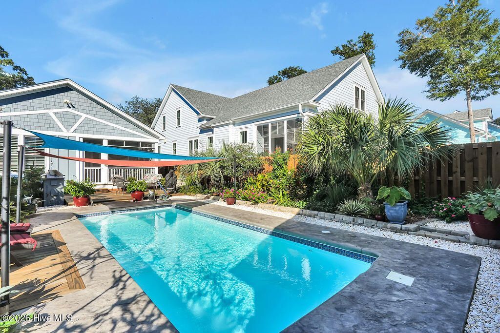 506 Quarter Master Drive Photo 47