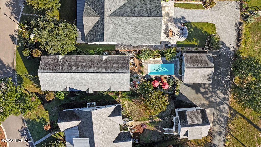 506 Quarter Master Drive Photo 55