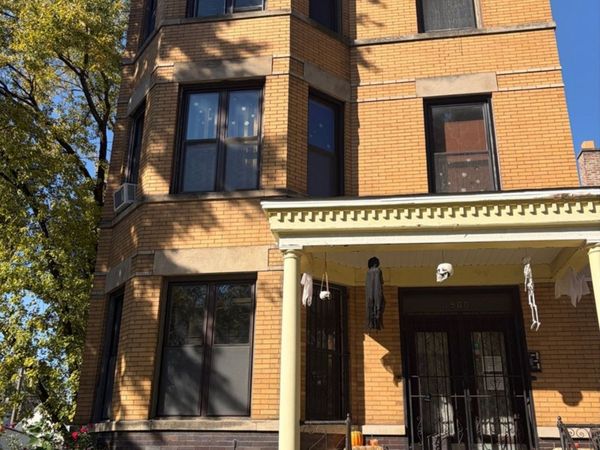 1900 N Keeler Avenue , Unit 1, Chicago, IL 60639