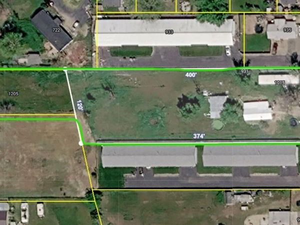 929 N 8th St, Payette, ID 83661