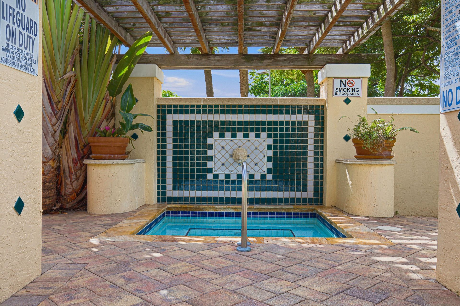 1743 Village Boulevard, Unit 304, West Palm Beach, FL 33409 Photo
