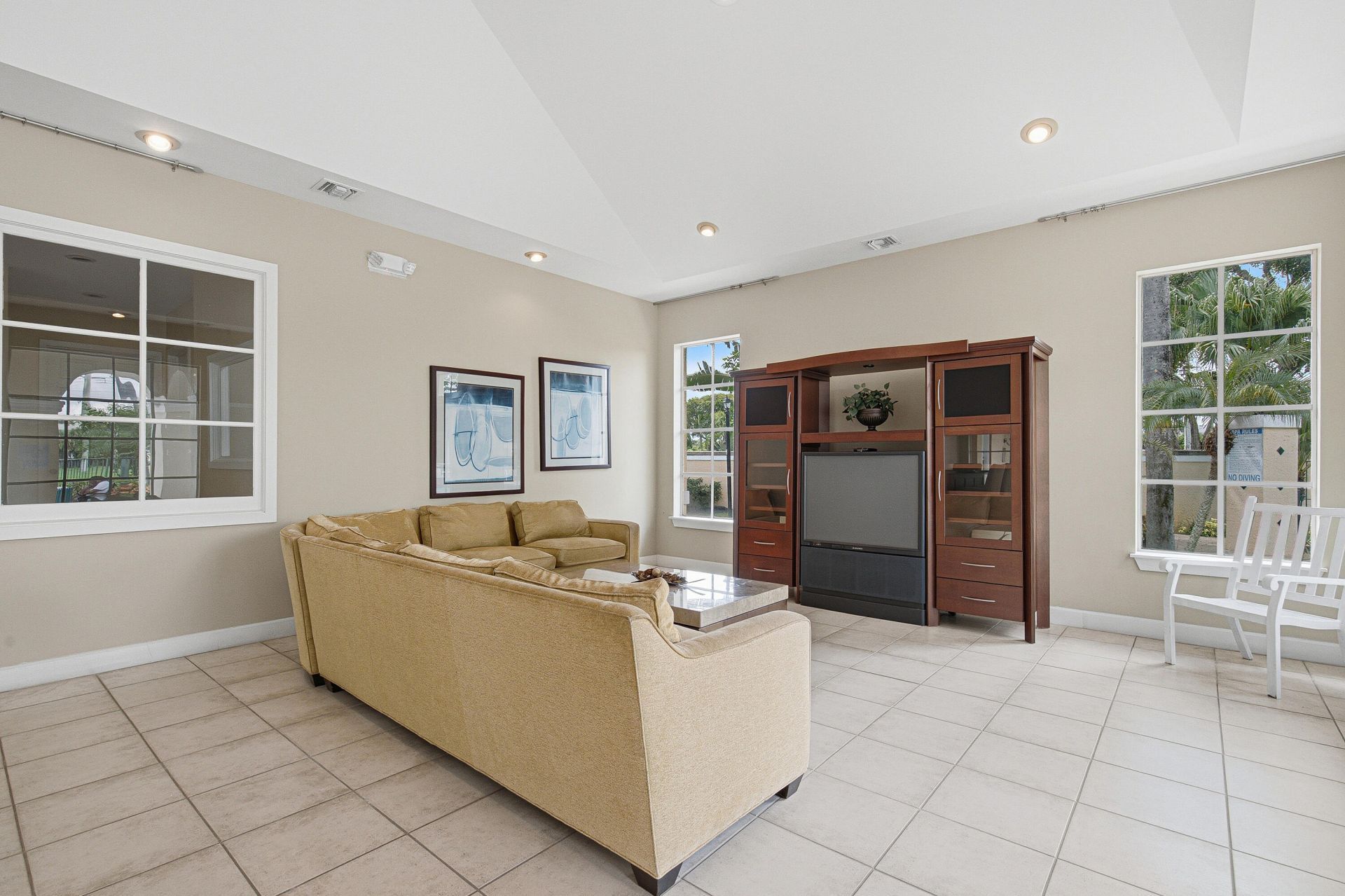 1743 Village Boulevard, Unit 304, West Palm Beach, FL 33409 Photo