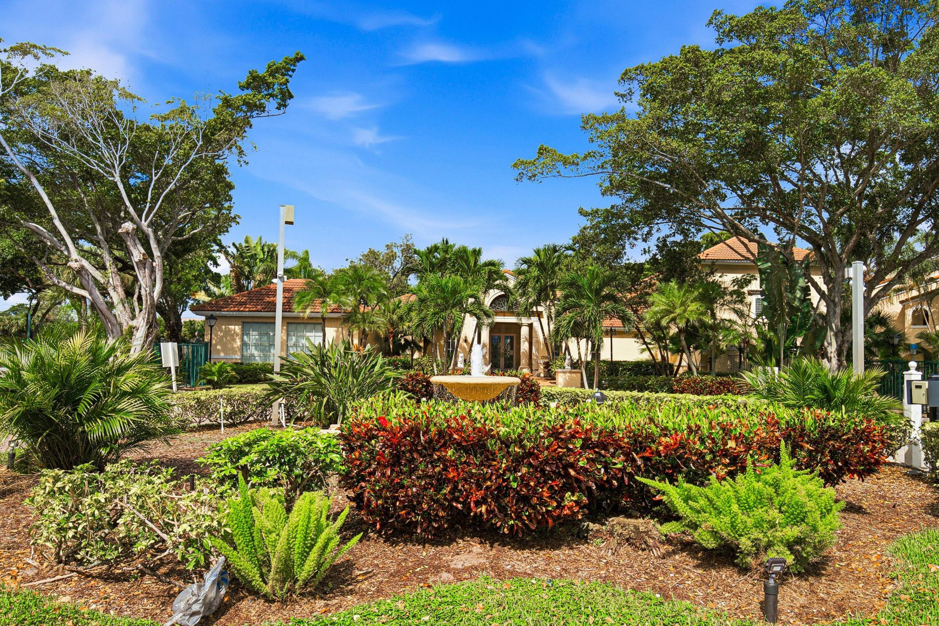 1743 Village Boulevard, Unit 304, West Palm Beach, FL 33409 Photo