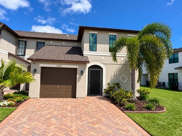 5085 NW COVENTRY Circle, Port St. Lucie, FL 34986
