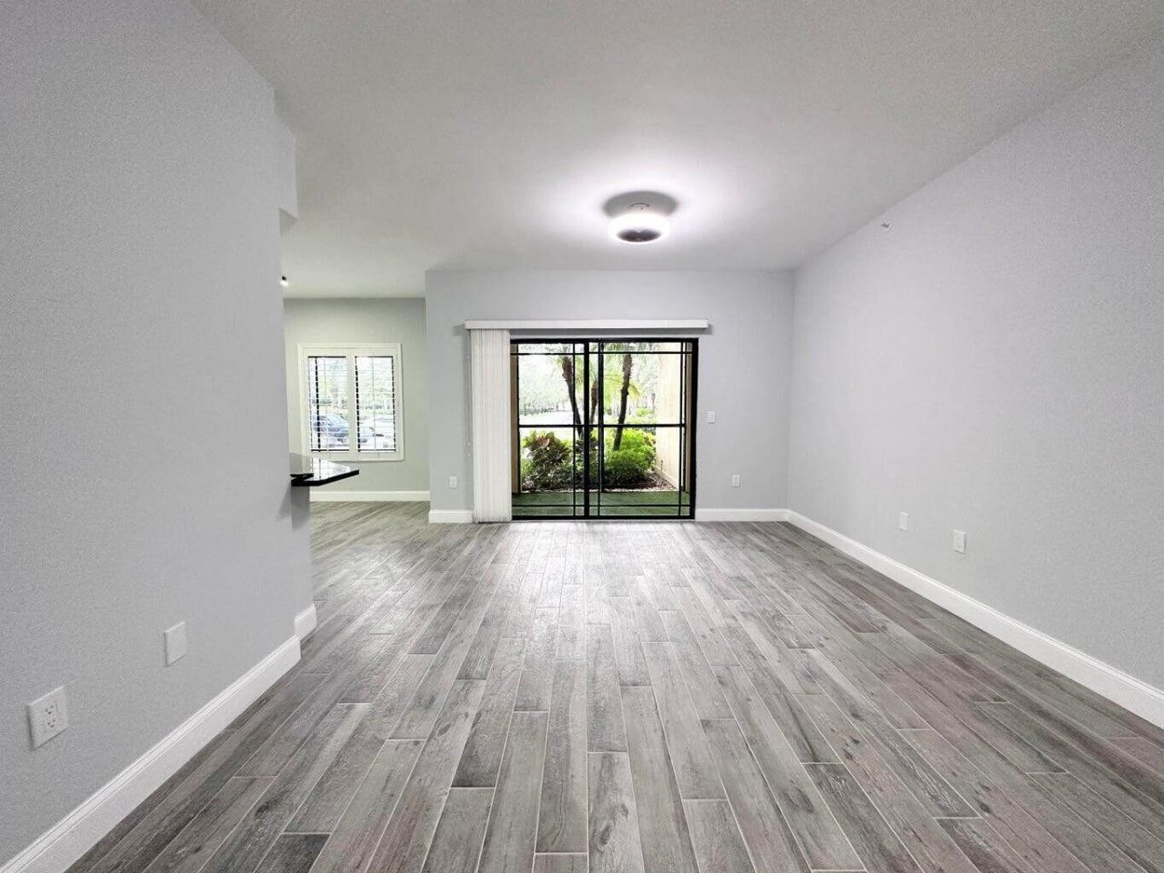 2730 Anzio Court, Unit 105, Palm Beach Gardens, FL 33410 Photo