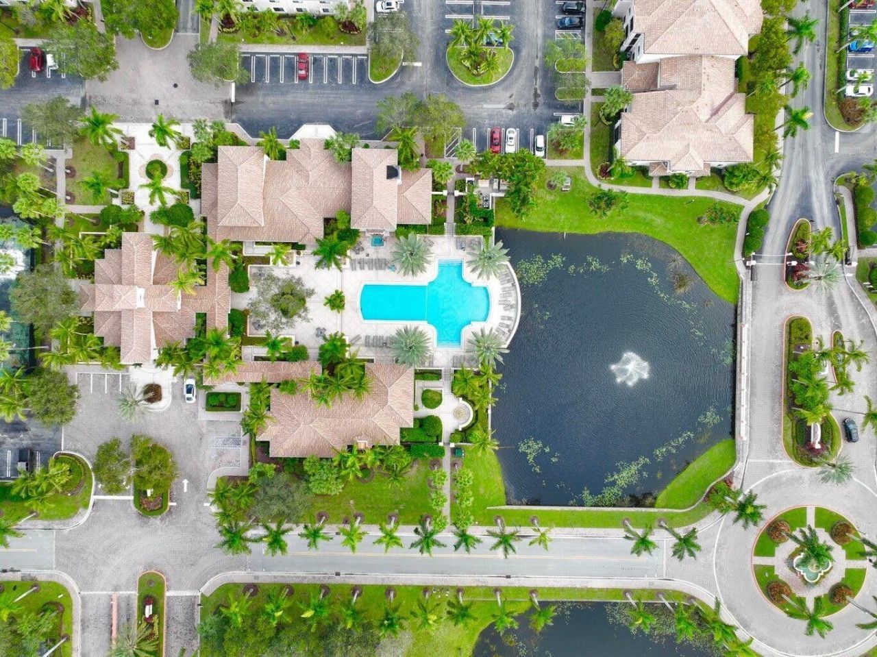 2730 Anzio Court, Unit 105, Palm Beach Gardens, FL 33410 Photo