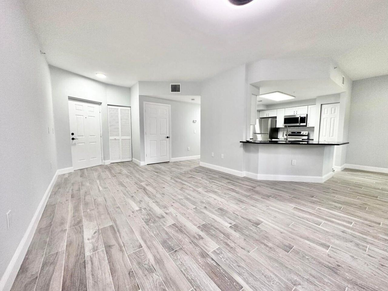 2730 Anzio Court, Unit 105, Palm Beach Gardens, FL 33410 Photo