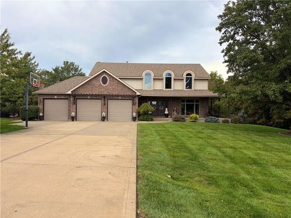 126 SE 201st Road, Warrensburg, MO 64093