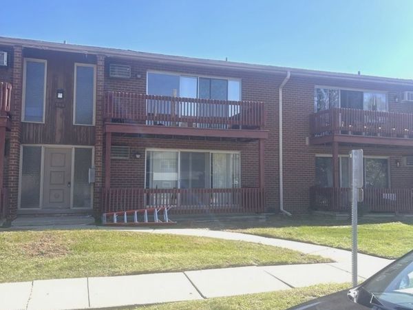 553 N Carroll Parkway , Unit 2C, Glenwood, IL 60425