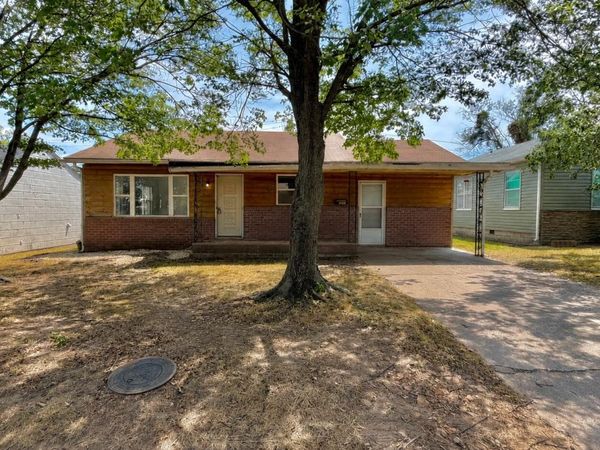 1406 W 5th Street , Joplin, MO 64801
