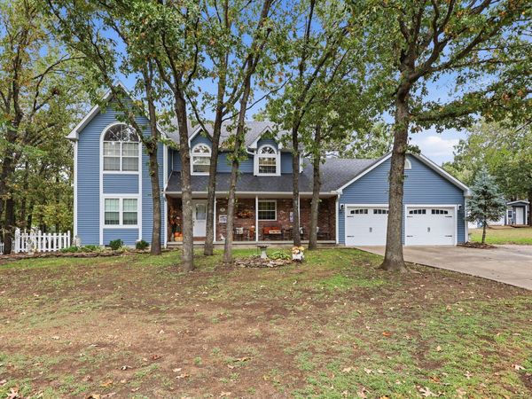 101 Iron Tree Drive, Carl Junction, MO 64834