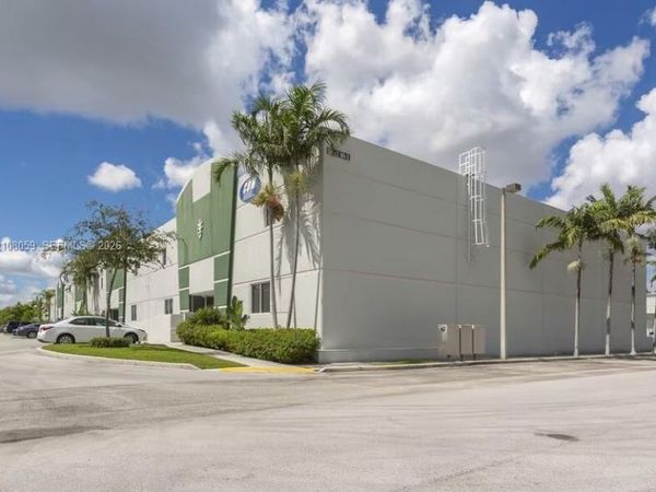 1345 NW 98th Ct , Unit 1,2,3, Doral, FL 33172