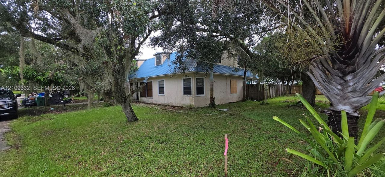 400 Peninsula Dr , Saint Lucie Village, FL 34946 Photo