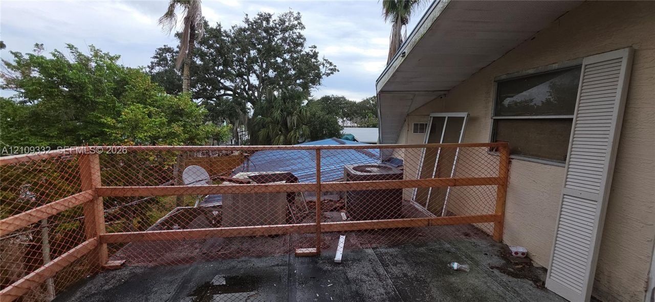 400 Peninsula Dr , Saint Lucie Village, FL 34946 Photo