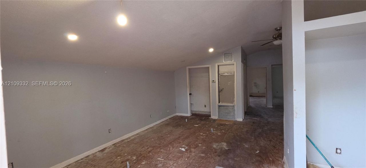 400 Peninsula Dr , Saint Lucie Village, FL 34946 Photo