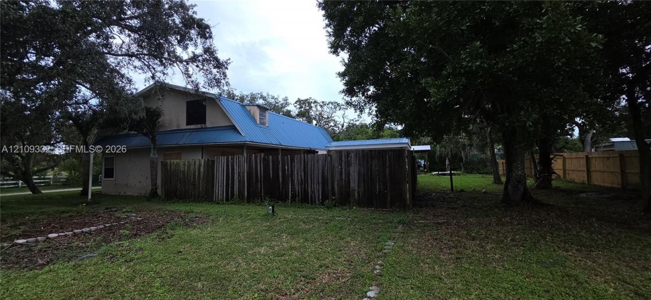 400 Peninsula Dr , Saint Lucie Village, FL 34946 Photo