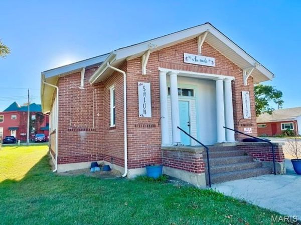 101 S Wentz Street , Montgomery City, MO 63361