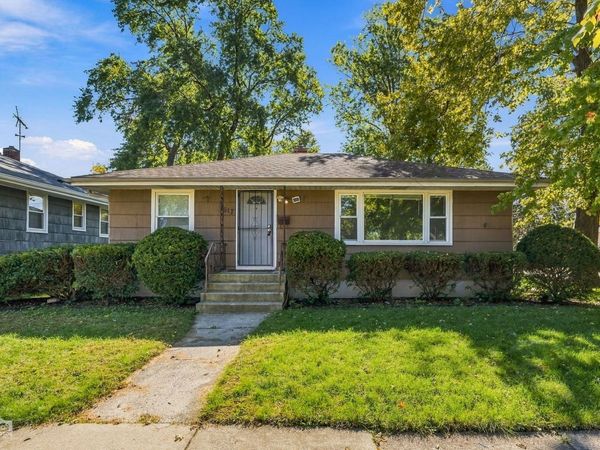 3617 Monroe Street , Lansing, IL 60438