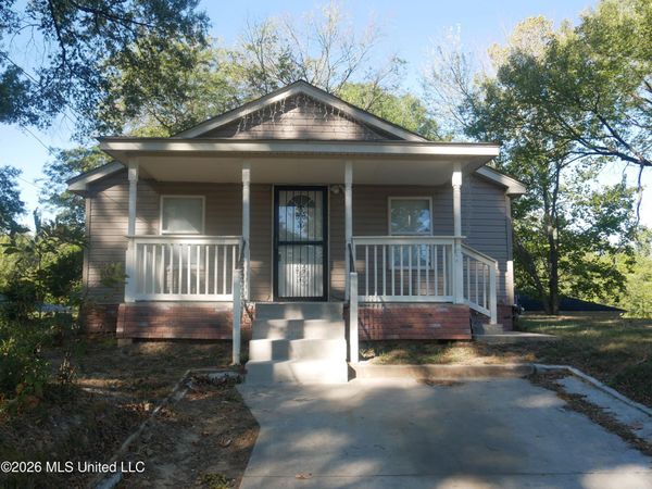 2871 College Street, Hernando, MS 38632
