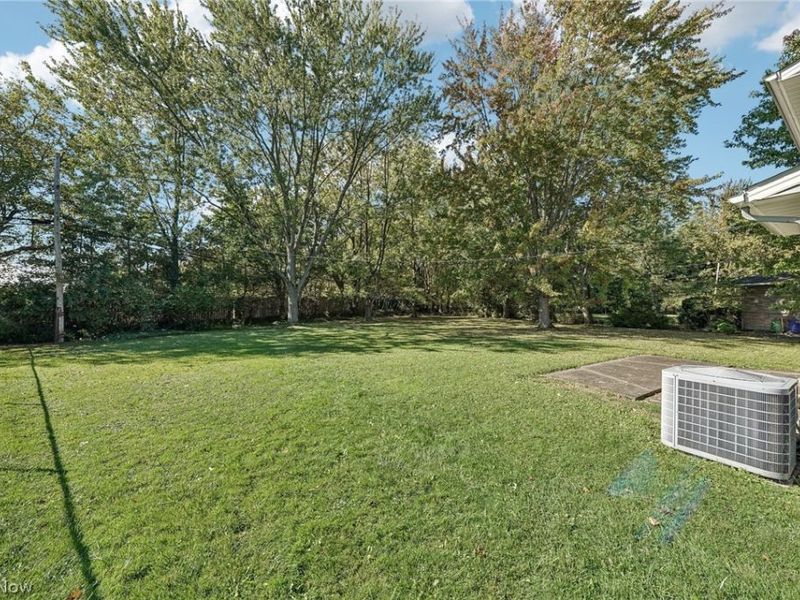 26961 Leenders Lane, North Olmsted, OH 44070 Photo 14