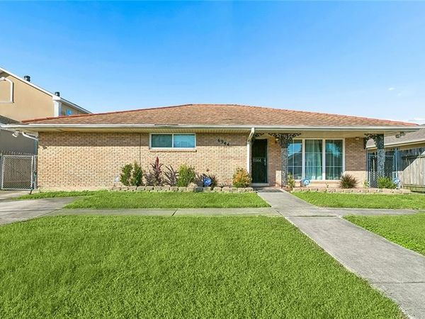 6944 E HERMES Street, New Orleans, LA 70126