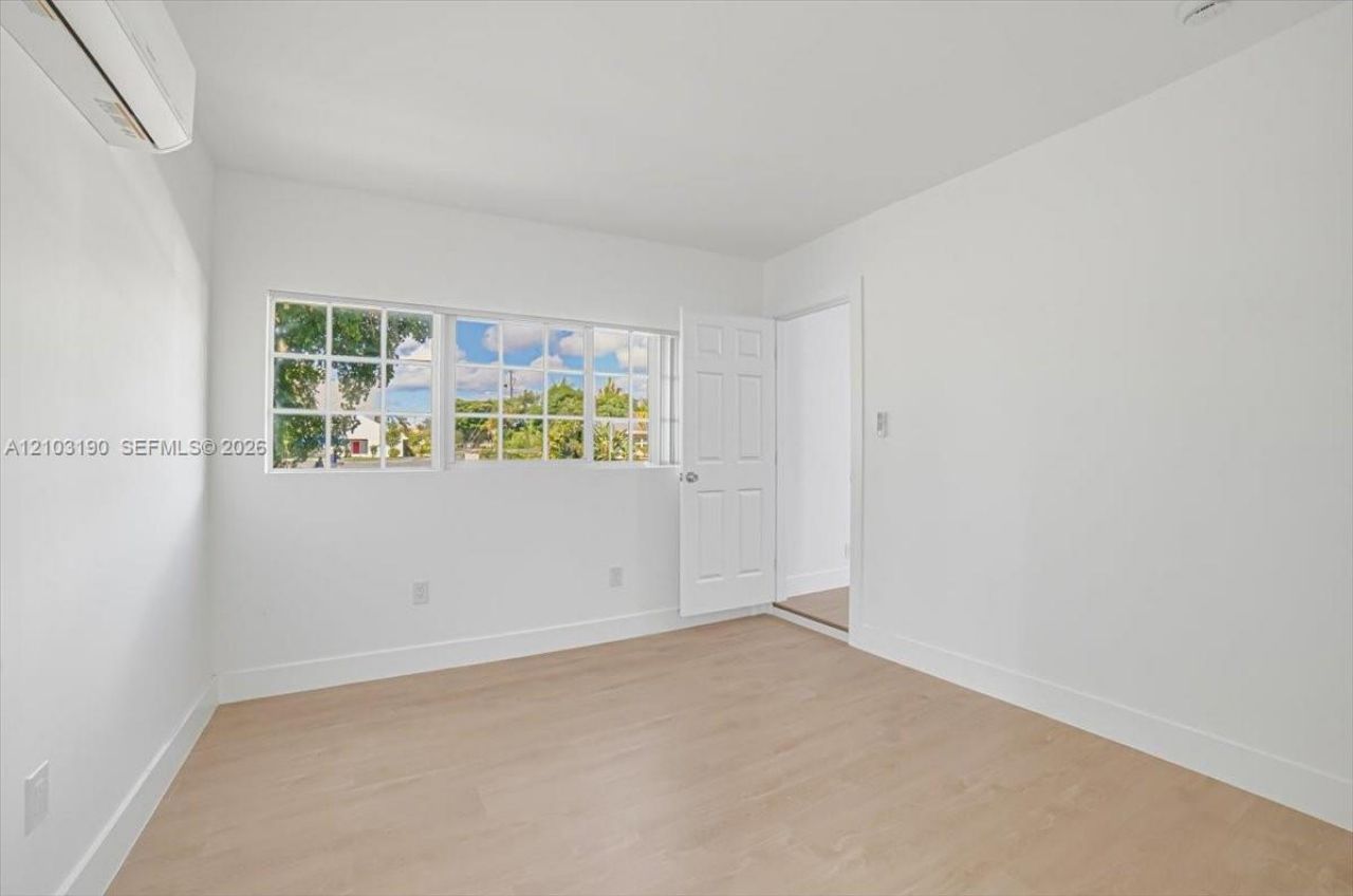 3932 NW 39th Ave , Lauderdale Lakes, FL 33309 Photo