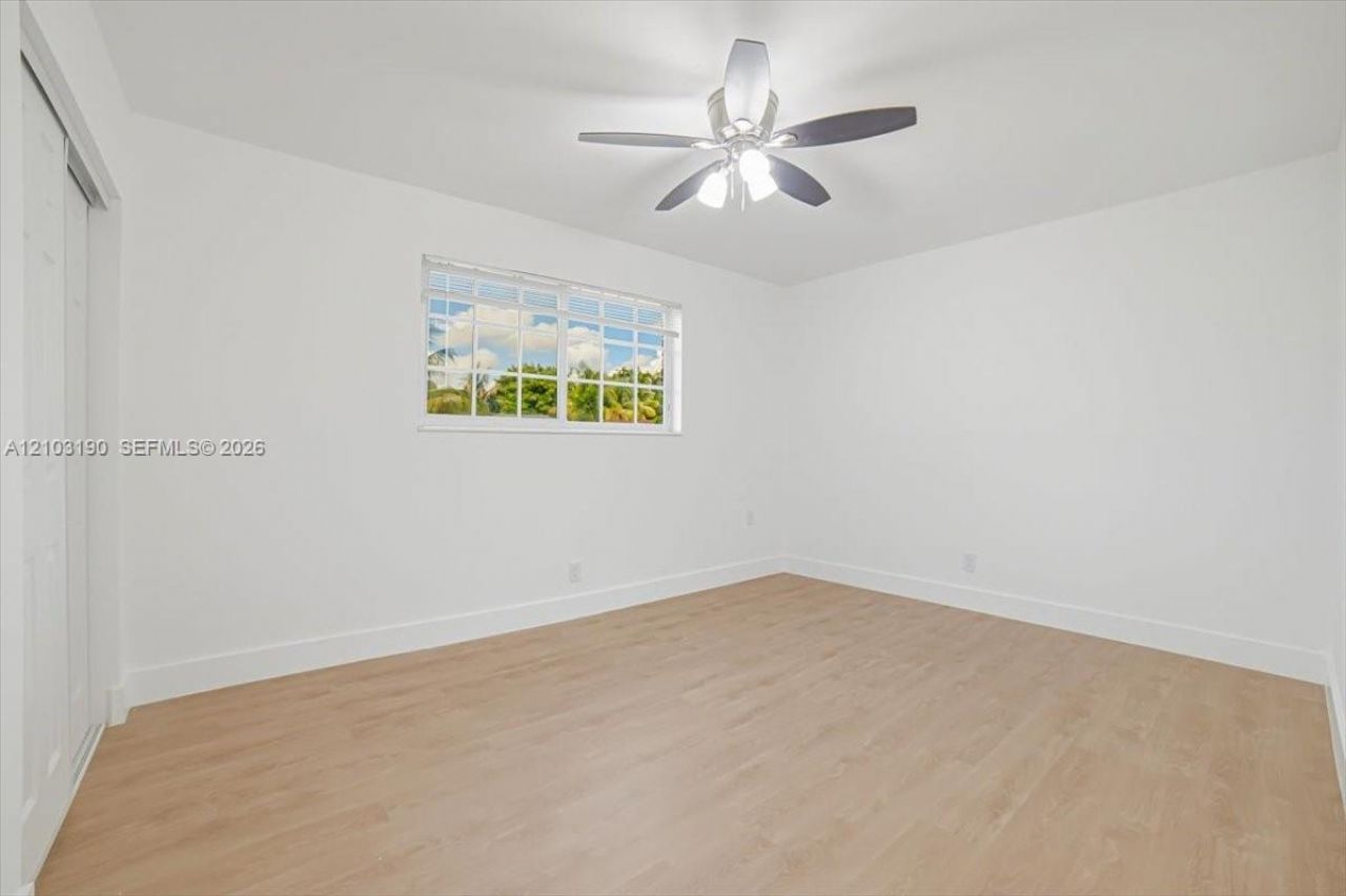 3932 NW 39th Ave , Lauderdale Lakes, FL 33309 Photo