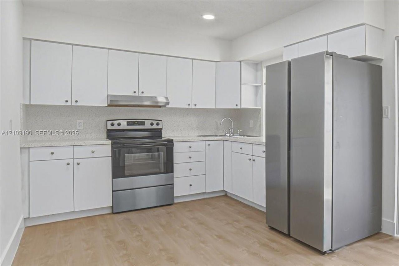 3932 NW 39th Ave , Lauderdale Lakes, FL 33309 Photo