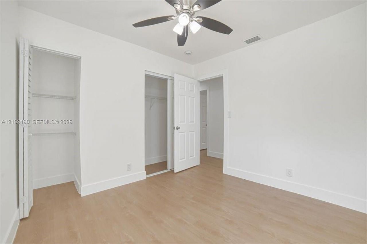 3932 NW 39th Ave , Lauderdale Lakes, FL 33309 Photo