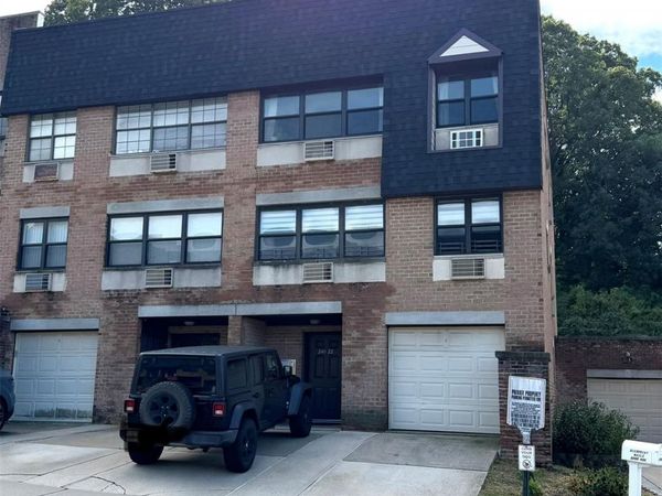 240-22 70 Avenue , Unit 9C,9G2, Douglaston, NY 11362