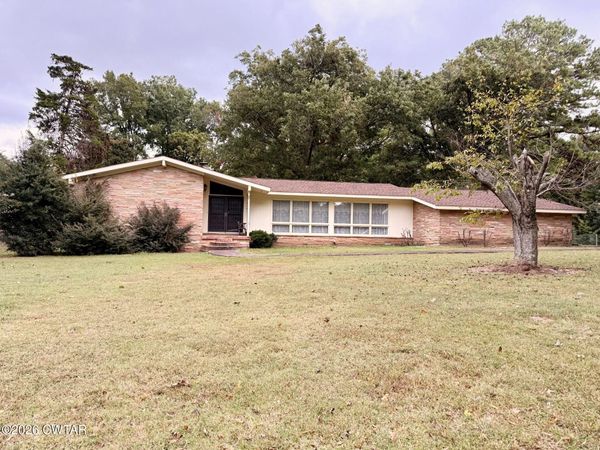 1732 Thorntree Drive, Dyersburg, TN 38024