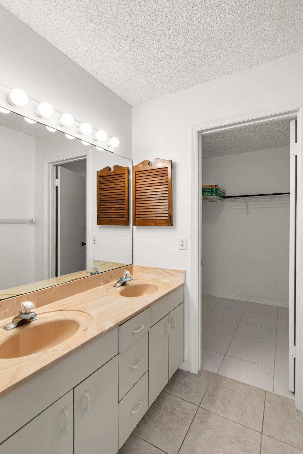 2632 SE Tropical East Circle, Port Saint Lucie, FL 34952 Photo