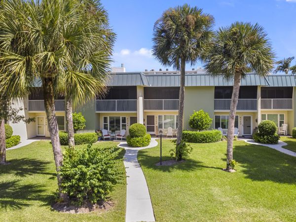 4144 Silver Palm Drive, Unit 10, Vero Beach, FL 32963