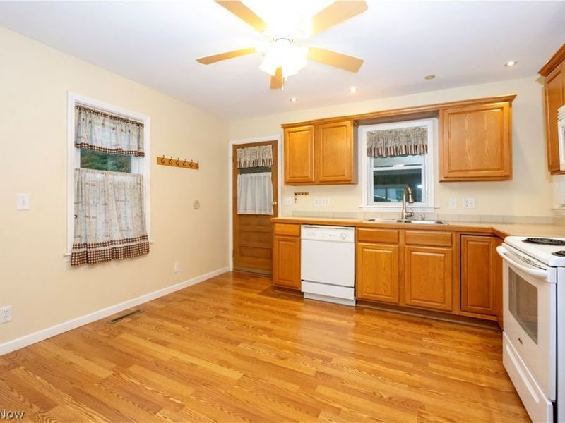 223 Monroe Street, Loudonville, OH 44842 Photo 10