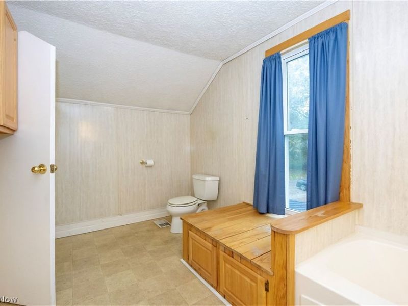 223 Monroe Street, Loudonville, OH 44842 Photo 19