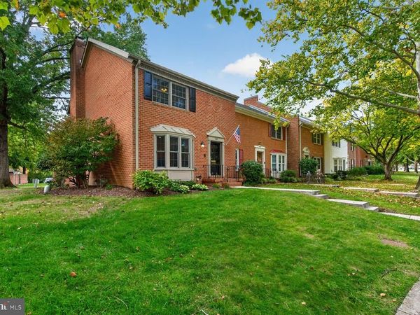 8501 FORRESTER BOULEVARD, SPRINGFIELD, VA 22152
