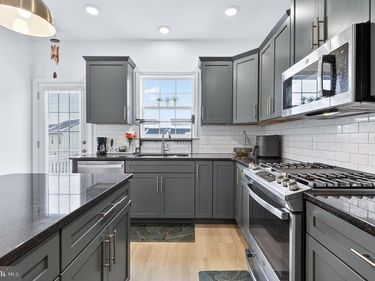 2465 ARTESIAN WAY , LANCASTER, PA 17601