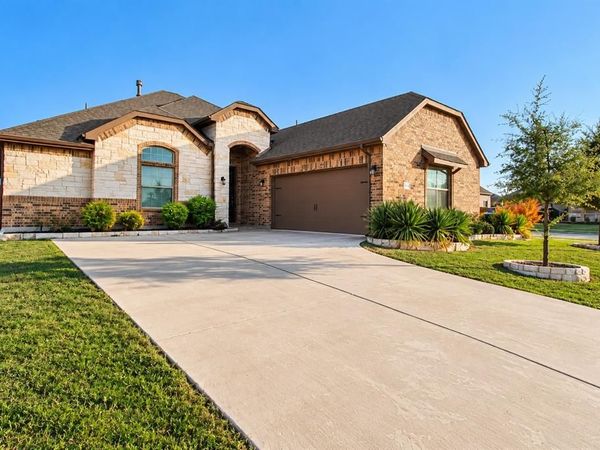 3451 April Breeze Trail , Grand Prairie, TX 76065
