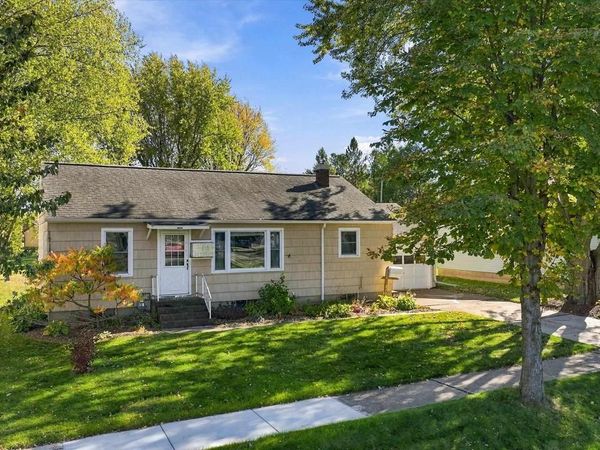 901 N MAPLE AVENUE, Marshfield, WI 54449