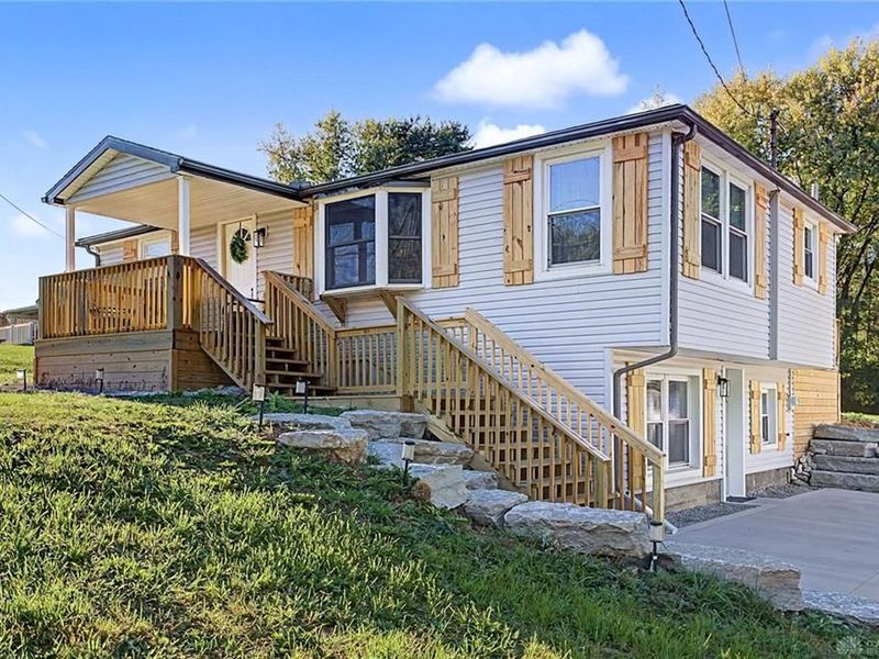 843 Hook Road, Xenia, OH 45385 Photo 1