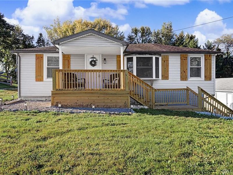 843 Hook Road, Xenia, OH 45385 Photo 3