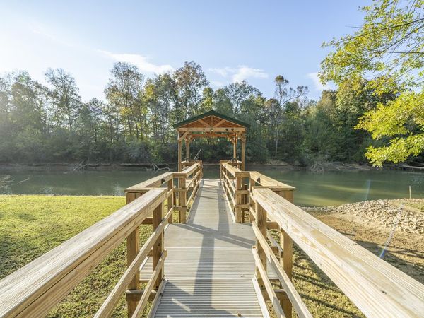440 TEAL LN , Savannah, TN 38372