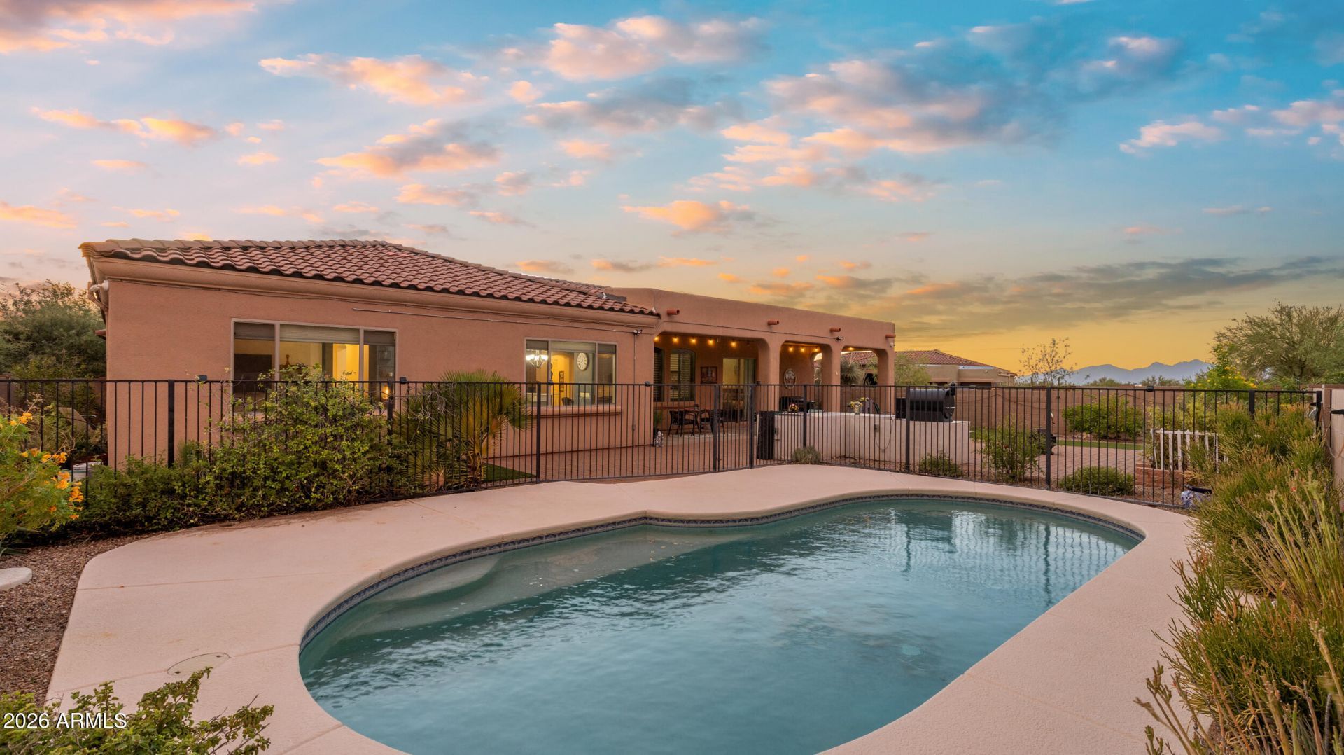 10528 S COYOTE MELON Loop, Vail, AZ 85641