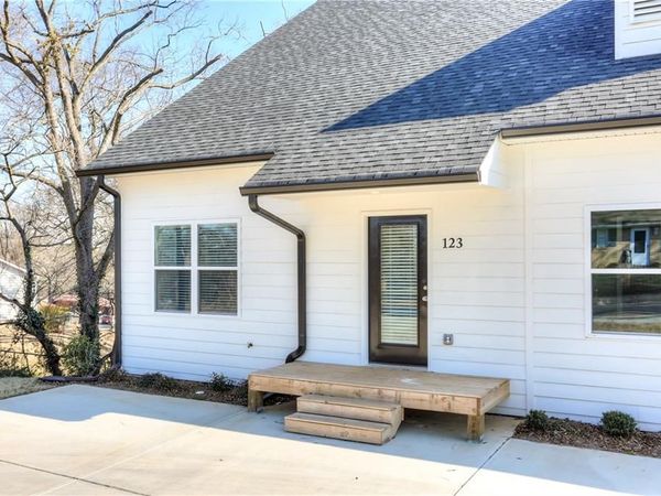 123 Jones Street, Cartersville, GA 30120